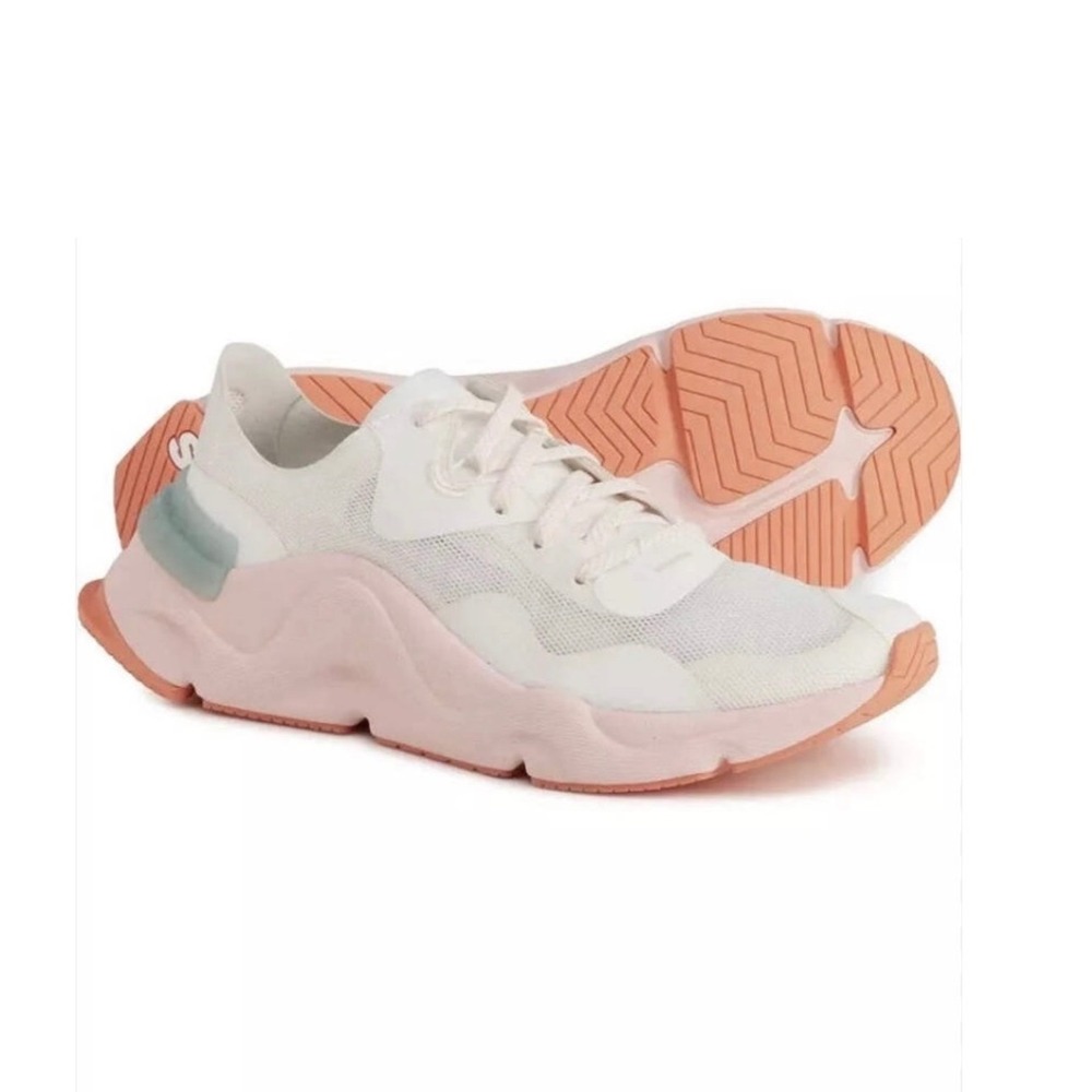SOREL Women's Kinetic RNEGD Float Sneakers Chalk/Sea Salt Paradiso Peach | 12